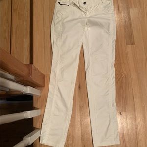Delia Collection Sz 2 Skinny Leg White Pants